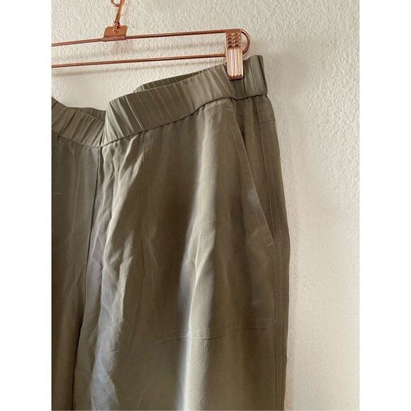 Theory womens 100% silk cargo‎ pull on pants size medium - Picture 4 of 9